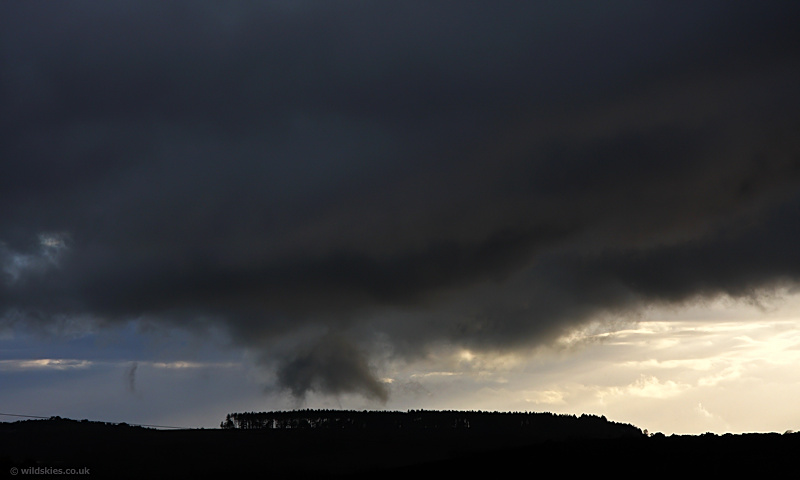 Wall cloud